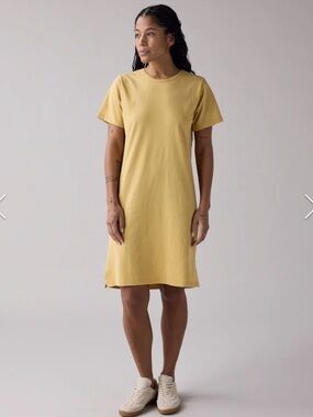 Anian Circular Tee